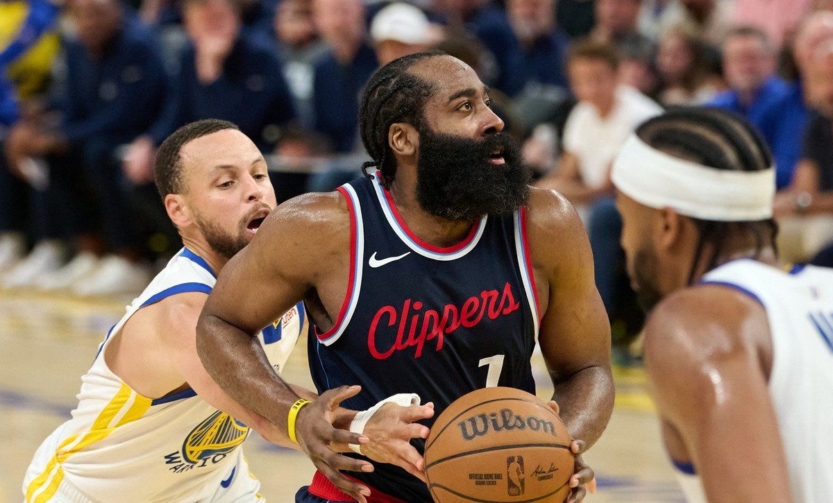 爱游戏登录入口-加时末段体能课后，皇家马德里再遭质疑备战NBA季后赛，压力陡增，球队文化再被提及的简单介绍